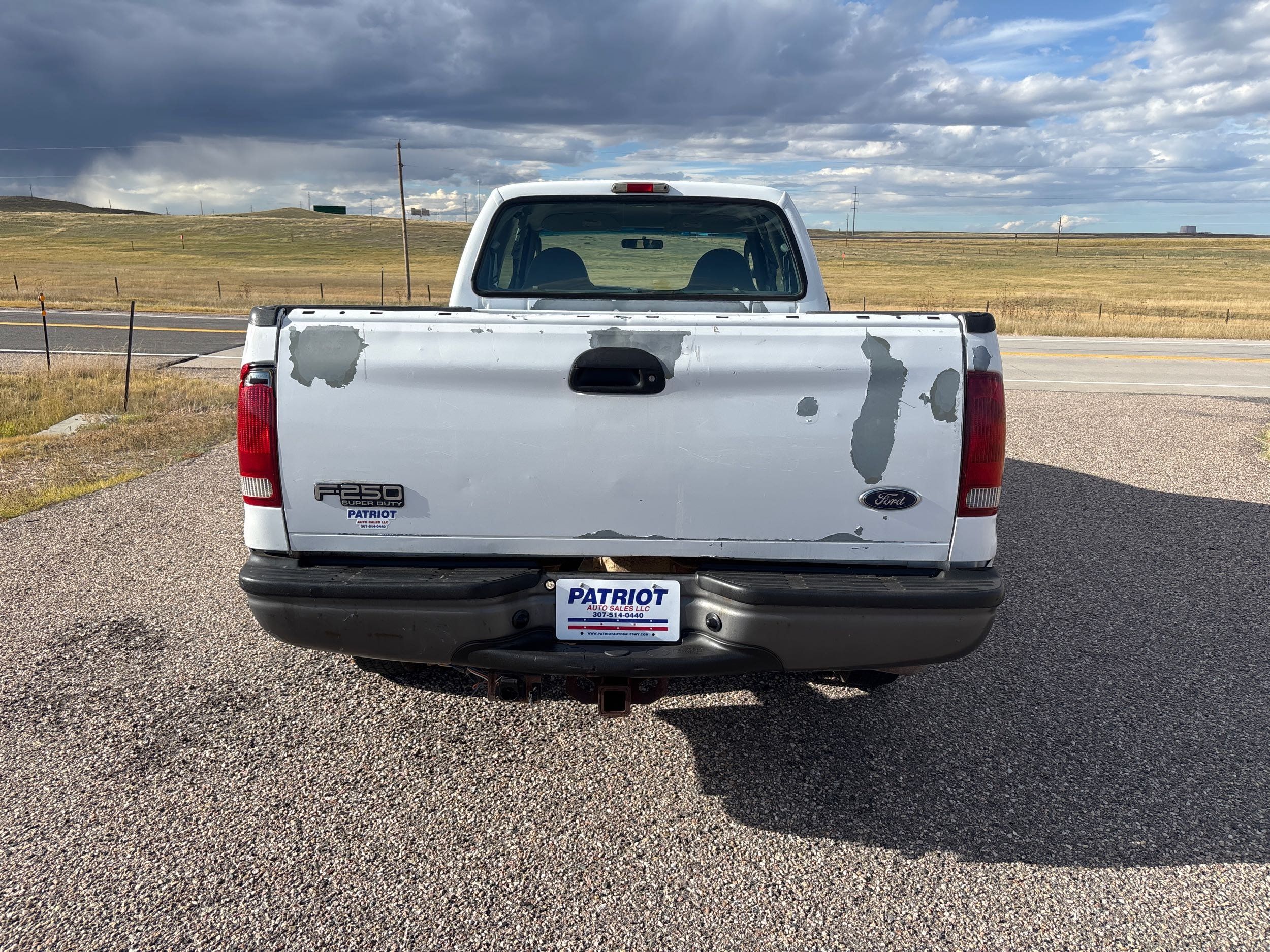 2004 Ford F-250 XL photo 4