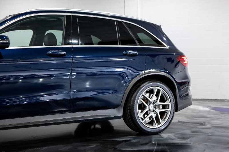 2019 Mercedes-Benz GLC AMG GLC63 - Photo 13