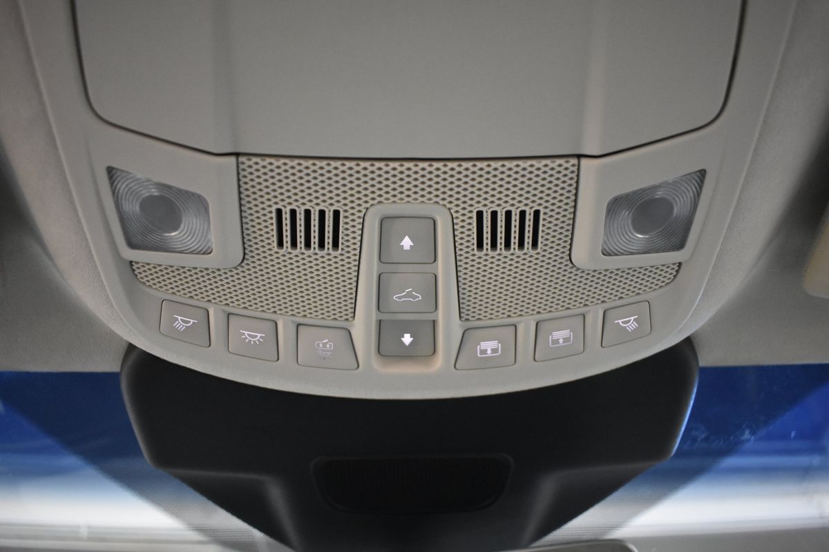 2019 Lincoln Nautilus Black Label