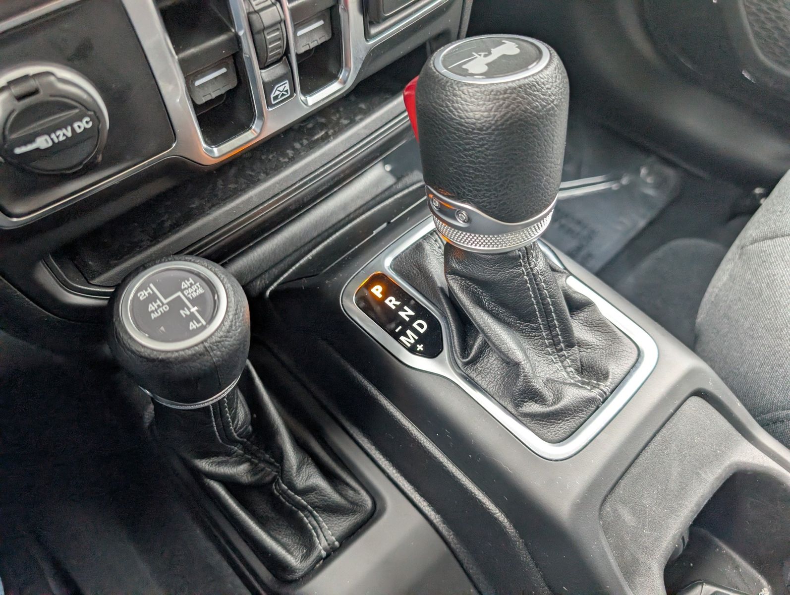 2025 Jeep Wrangler 4xe 42