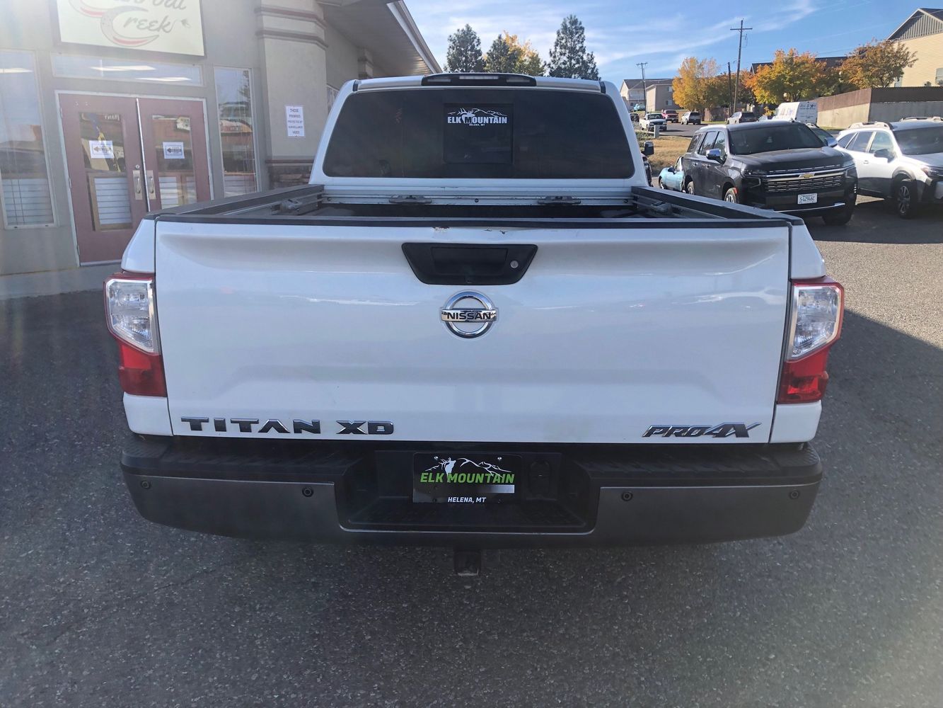 2018 Nissan Titan PRO-4X photo 3