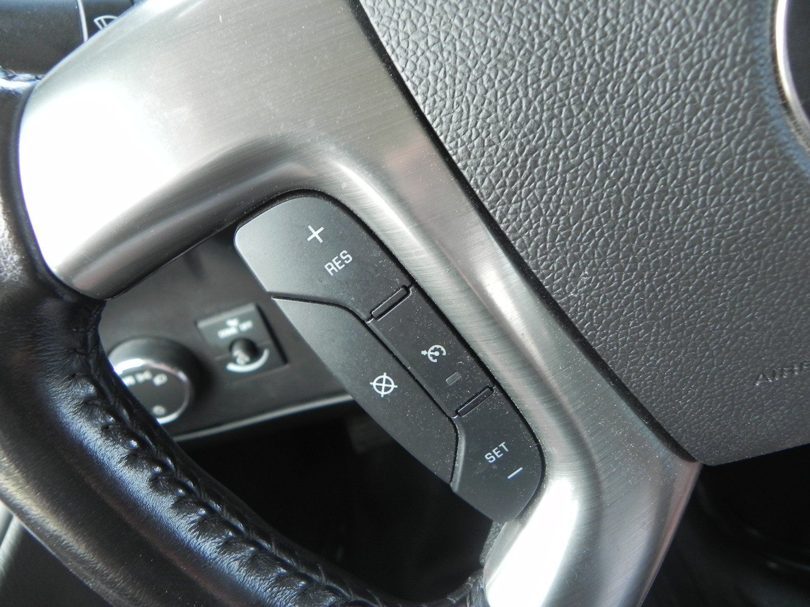 2017 Chevrolet Express LS 3500 photo 10