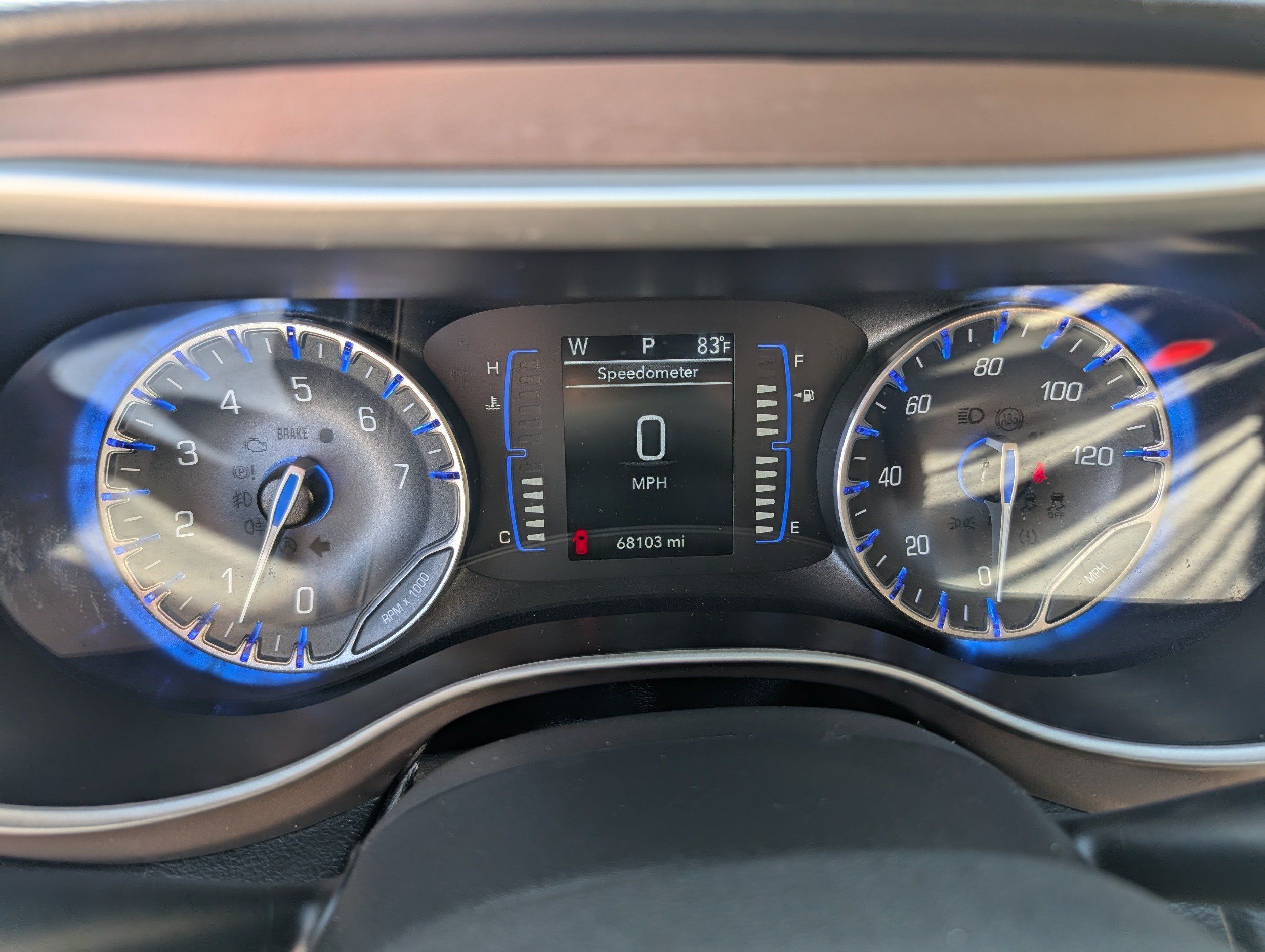 2022 Chrysler Voyager LX - Photo 11