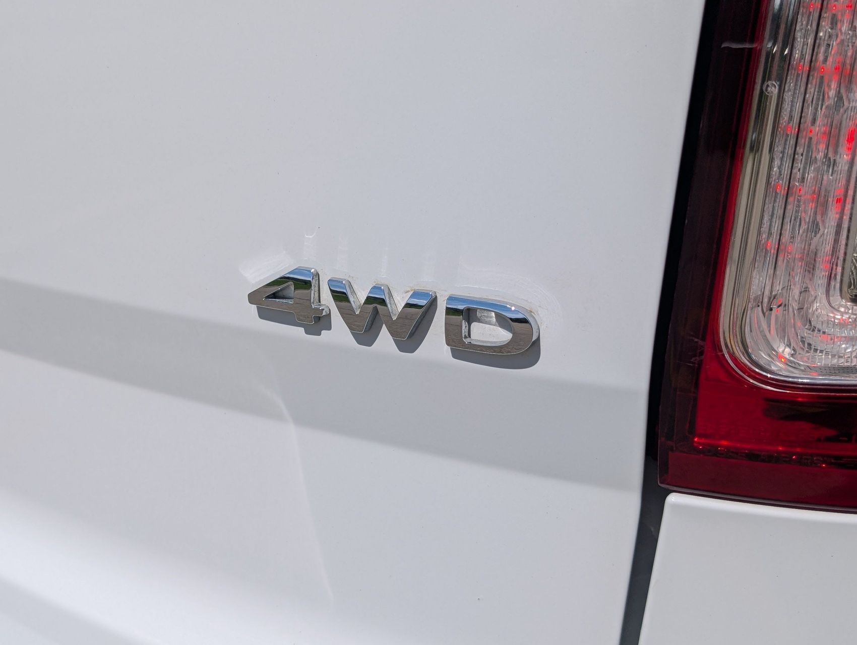 2014 Ford Explorer 18