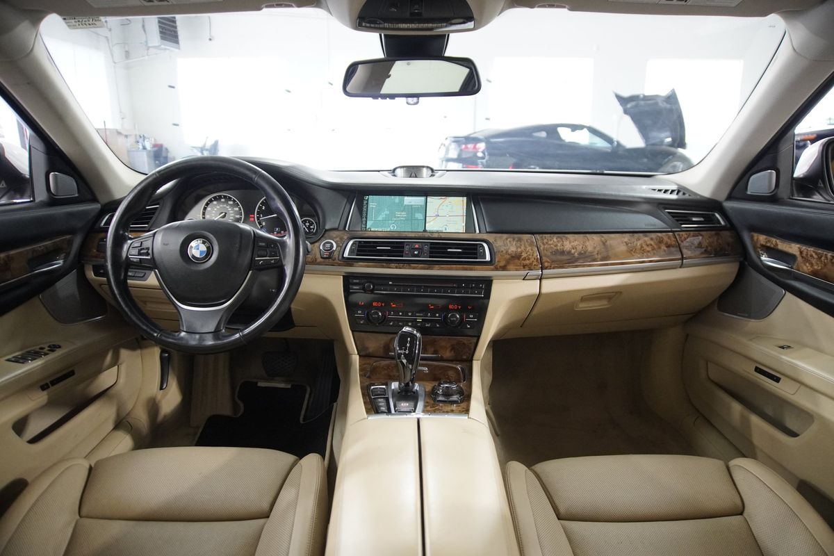 2013 BMW 7 Series 740Li xDrive