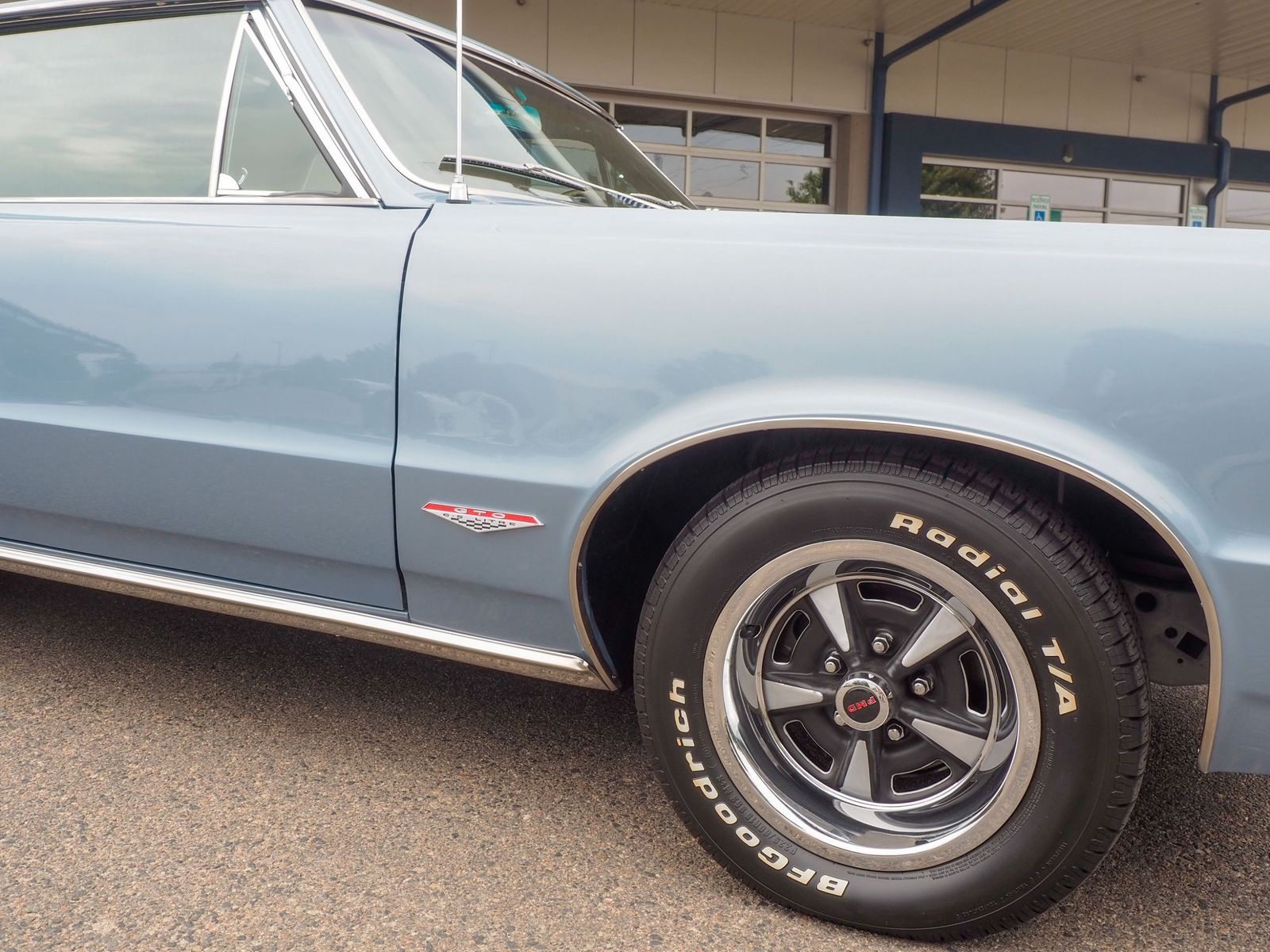 1965 Pontiac GTO 34