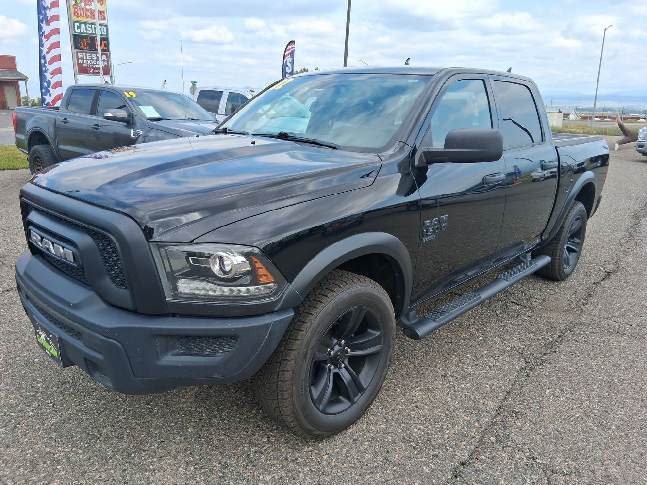 2022 RAM 1500 Classic Warlock 4x4 Crew Cab 5'7's photo