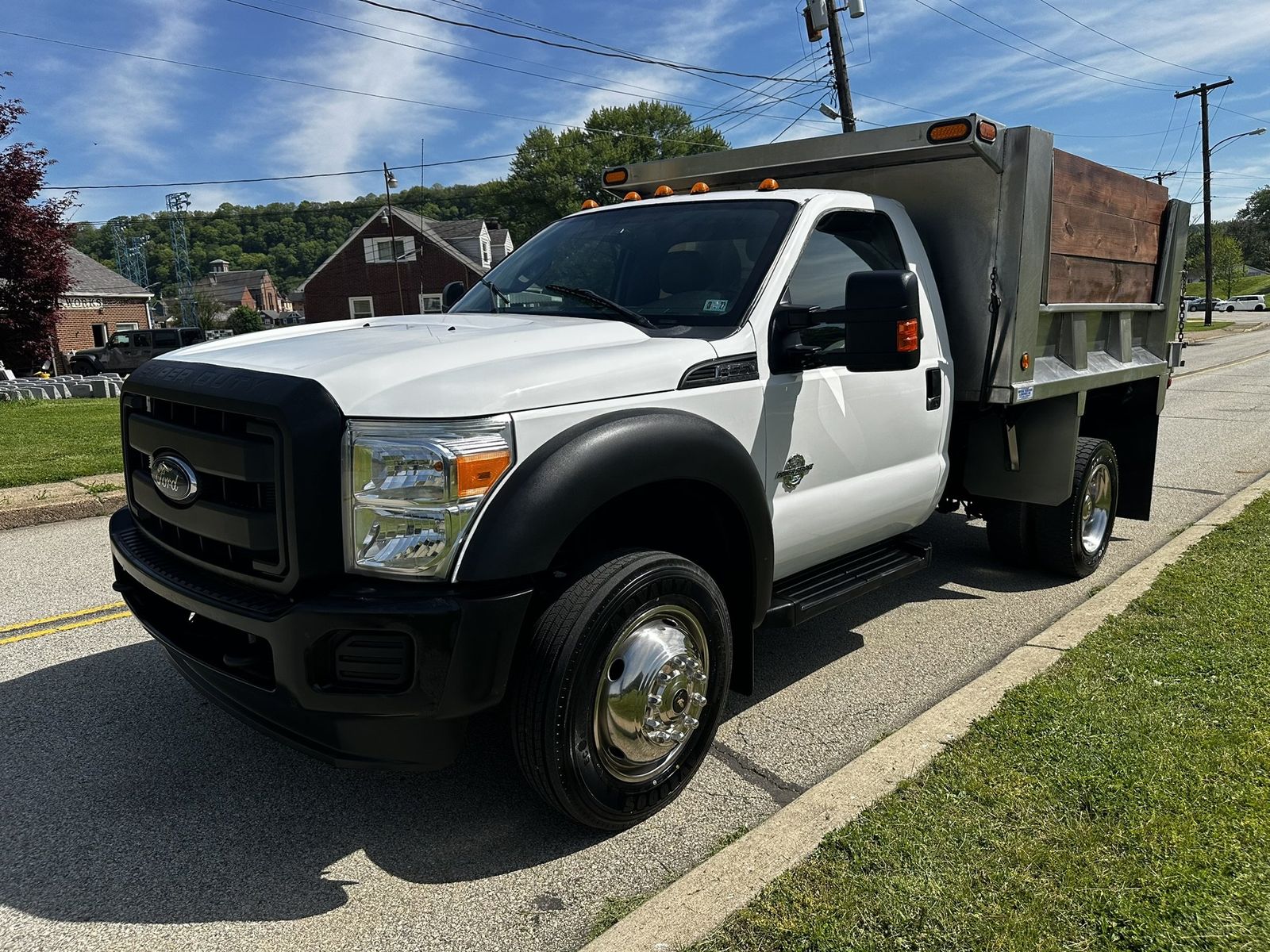 2014 Ford F-550 Chassis 58