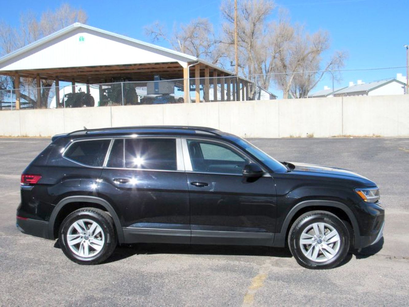 2021 Volkswagen Atlas S photo 4