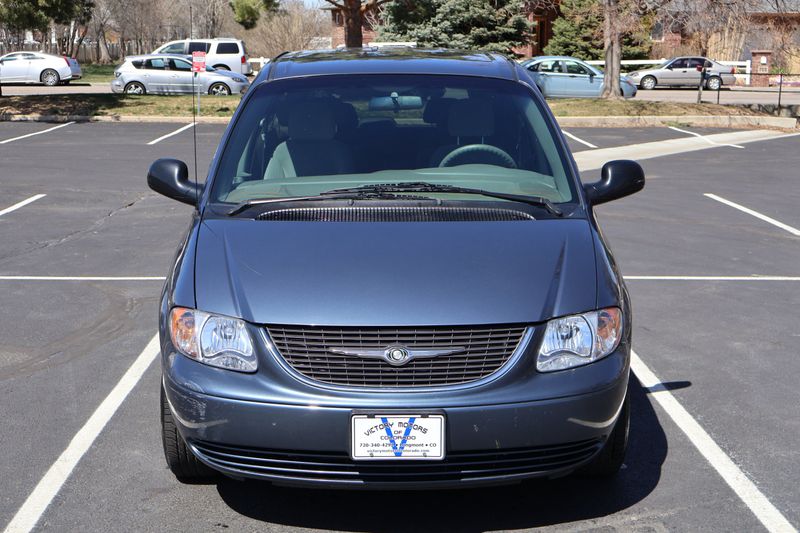 2001 Chrysler Town and Country LX | Victory Motors of Colorado