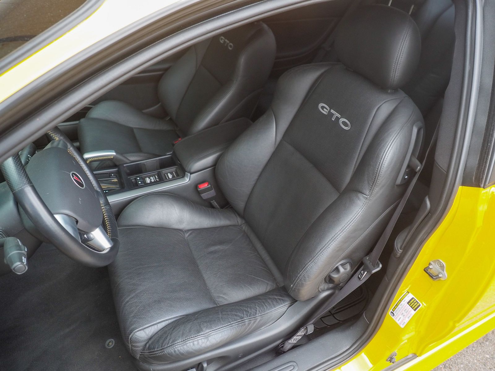 2005 Pontiac GTO 45