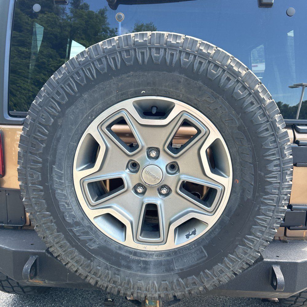 2015 Jeep Wrangler Unlimited 26