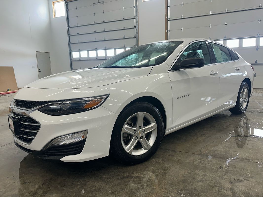 2023 Chevrolet Malibu 1FL's photo