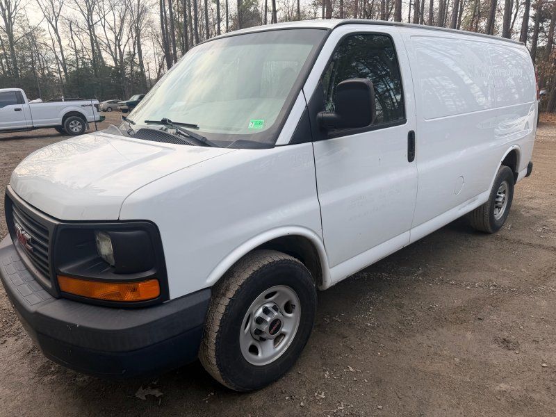 2016 GMC Savana Cargo