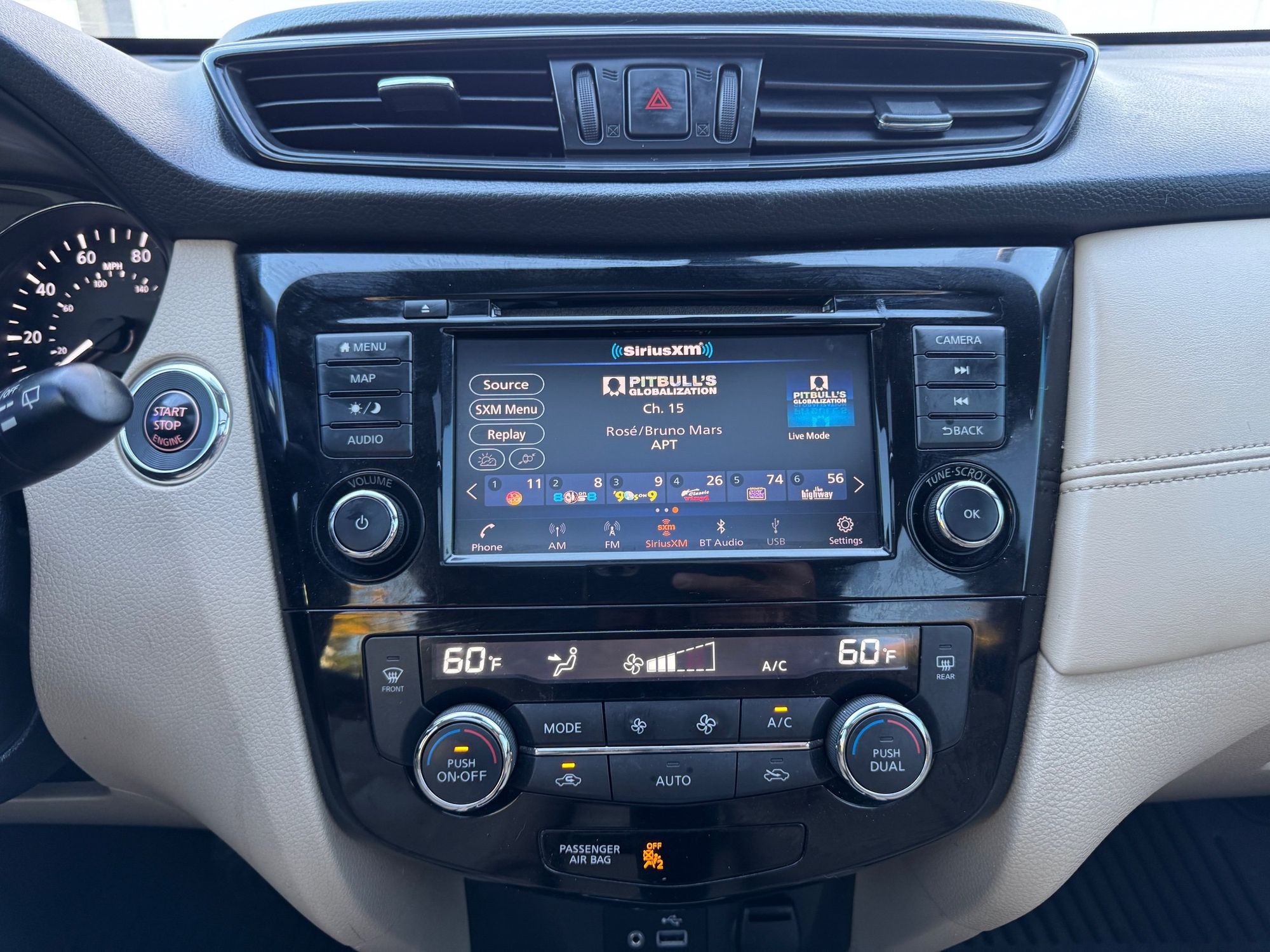 2018 Nissan Rogue SL photo 15