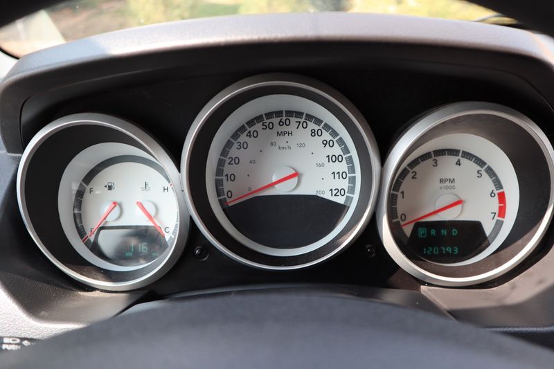 2010 Dodge Grand Caravan Photos