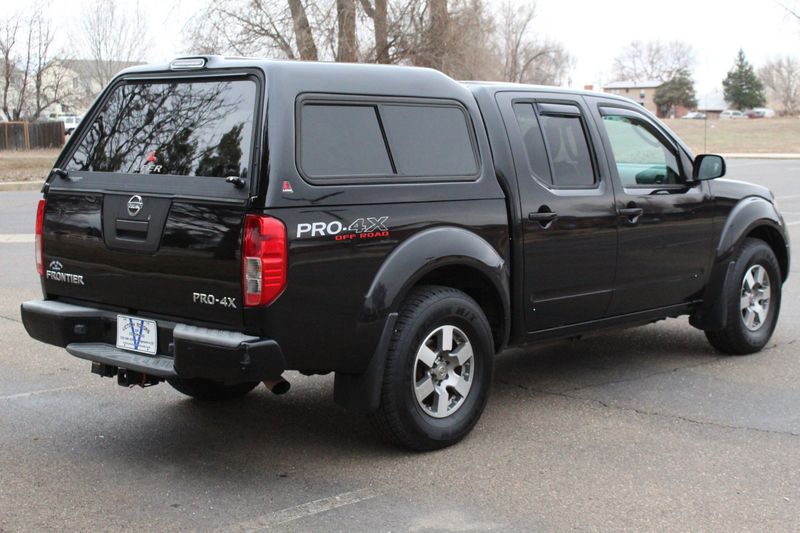 2010 Nissan Frontier Photos