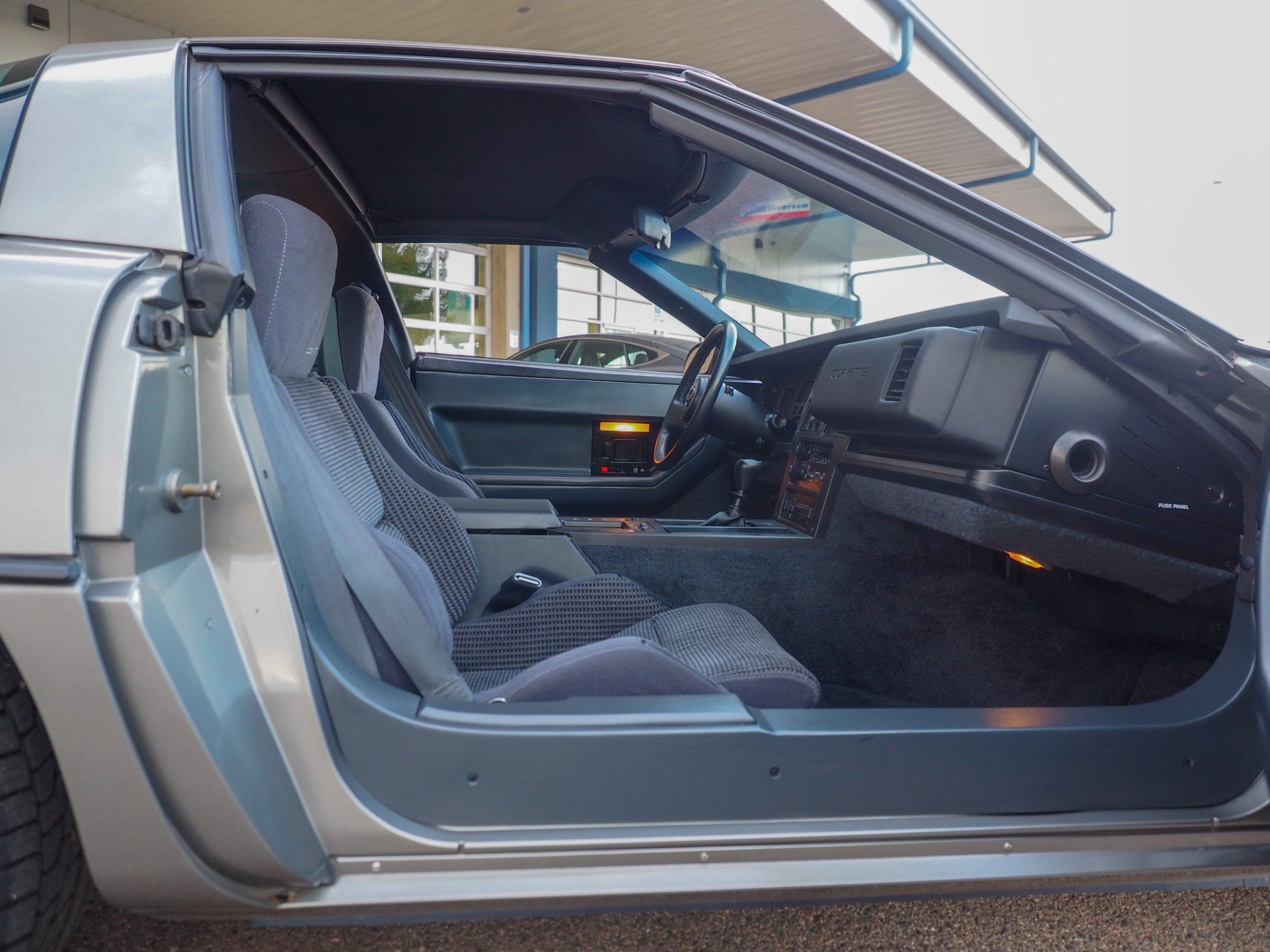 1985 Chevrolet Corvette Silver 