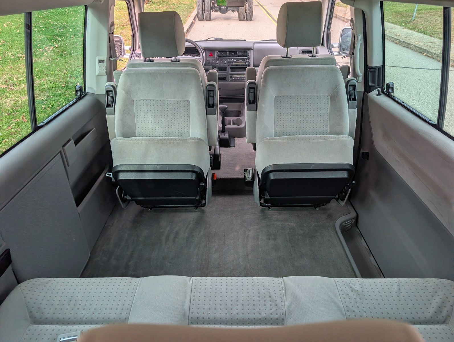 2003 Volkswagen EuroVan 122