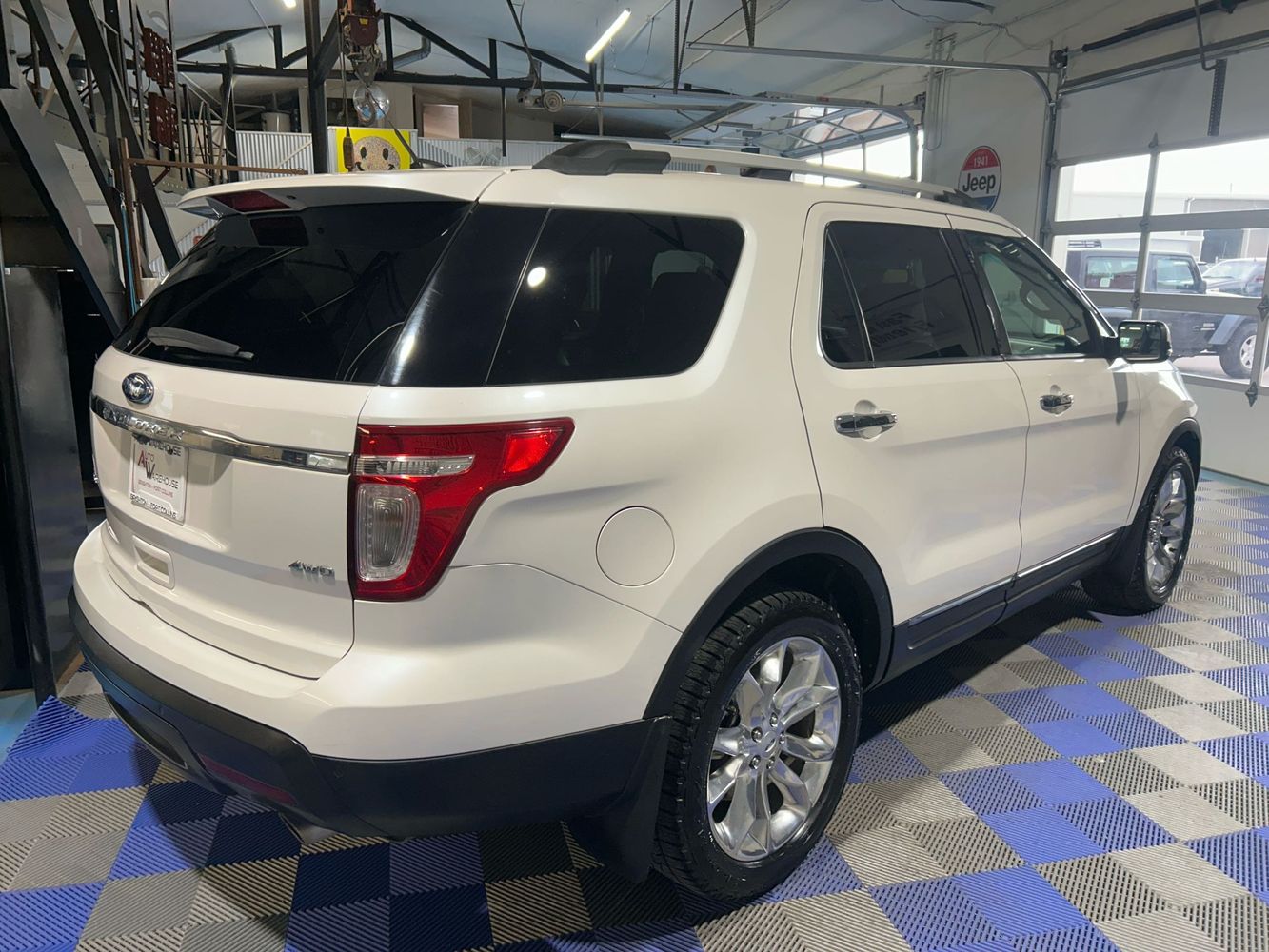 2012 Ford Explorer Limited photo 5