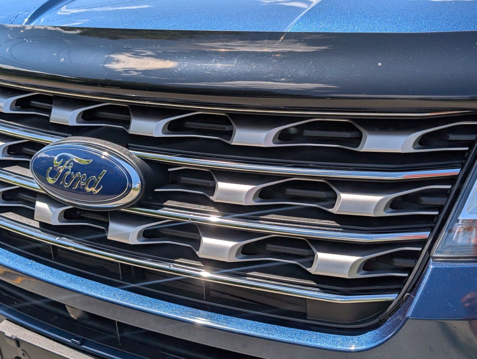 2017 Ford Explorer 38
