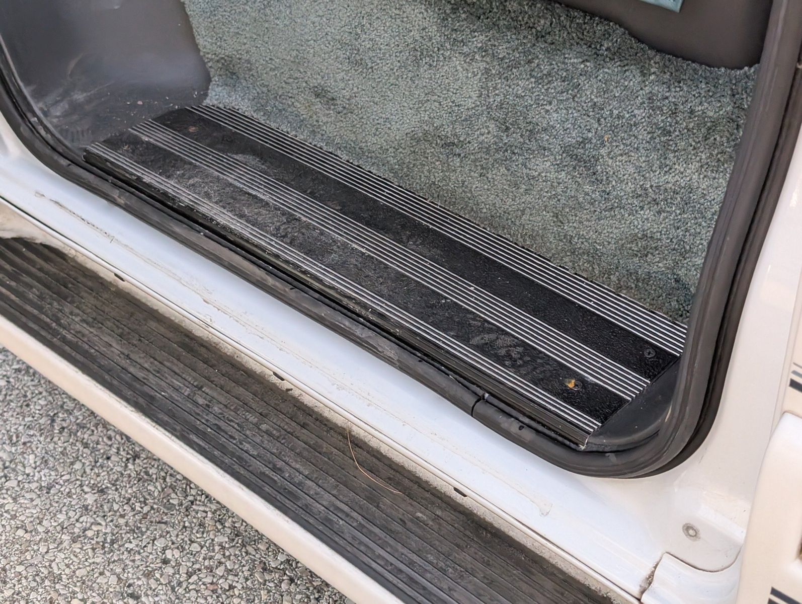 1997 Chevrolet Express G1500 69