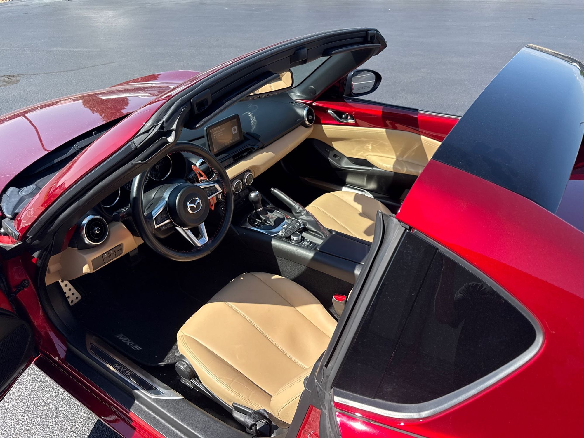 2019 Mazda MX-5 Miata Miata RF Grand Touring photo 31