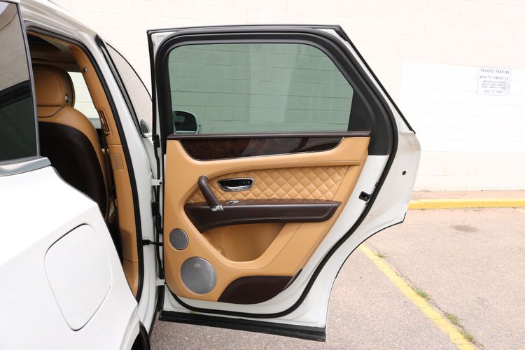 2017 Bentley Bentayga W12 Rocky Mountain Eurosport
