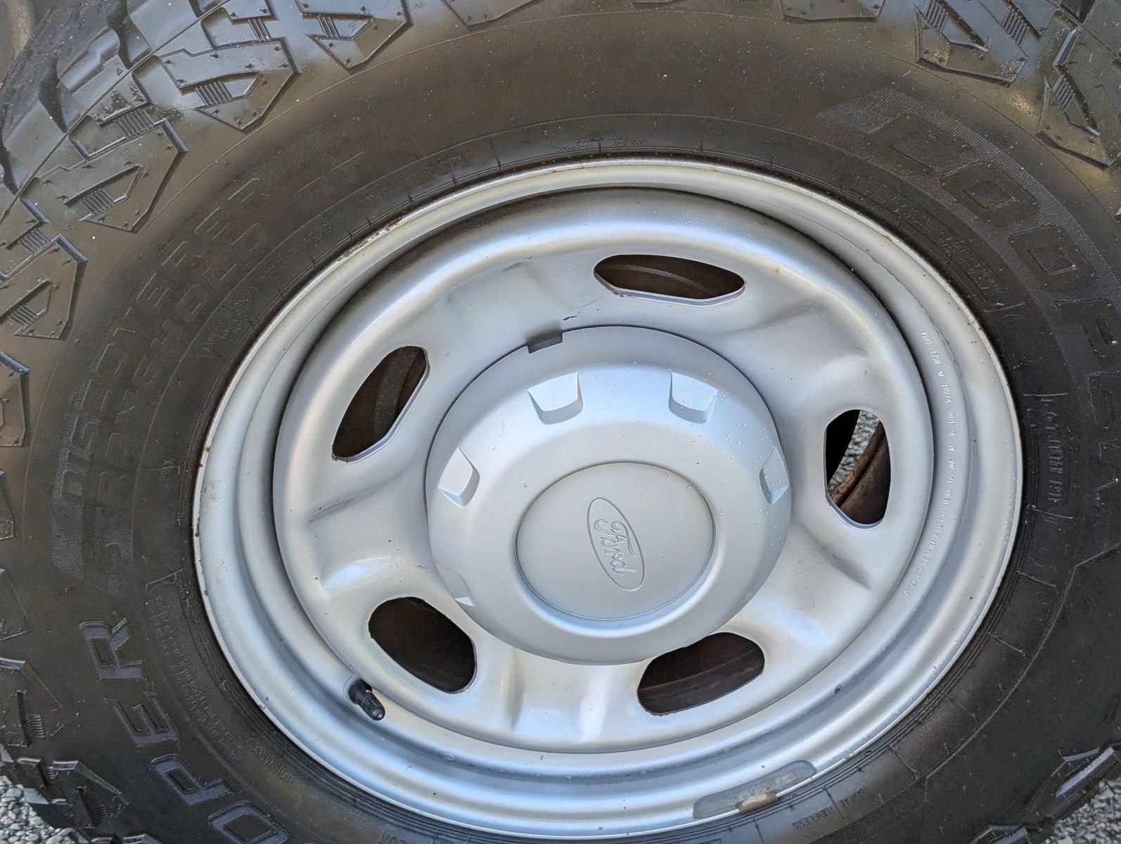 2016 Ford F-250 24