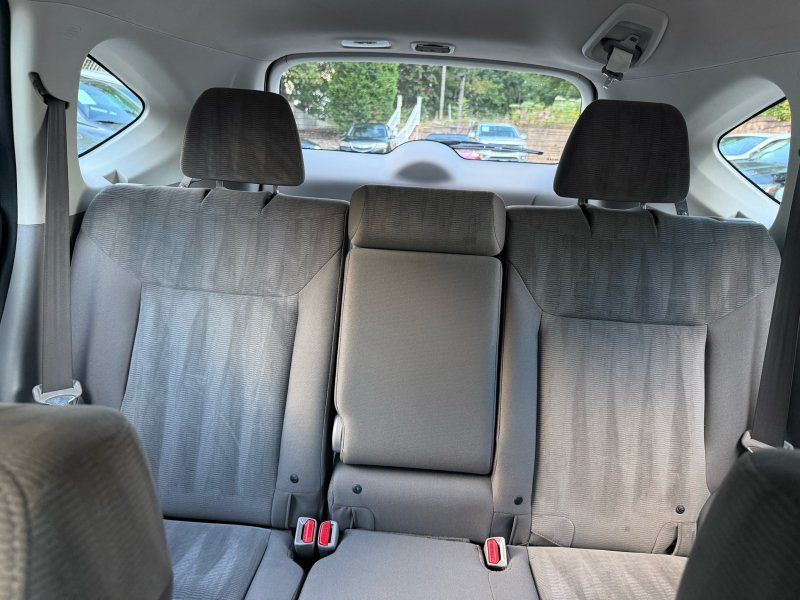 2014 Honda CR-V LX photo 19