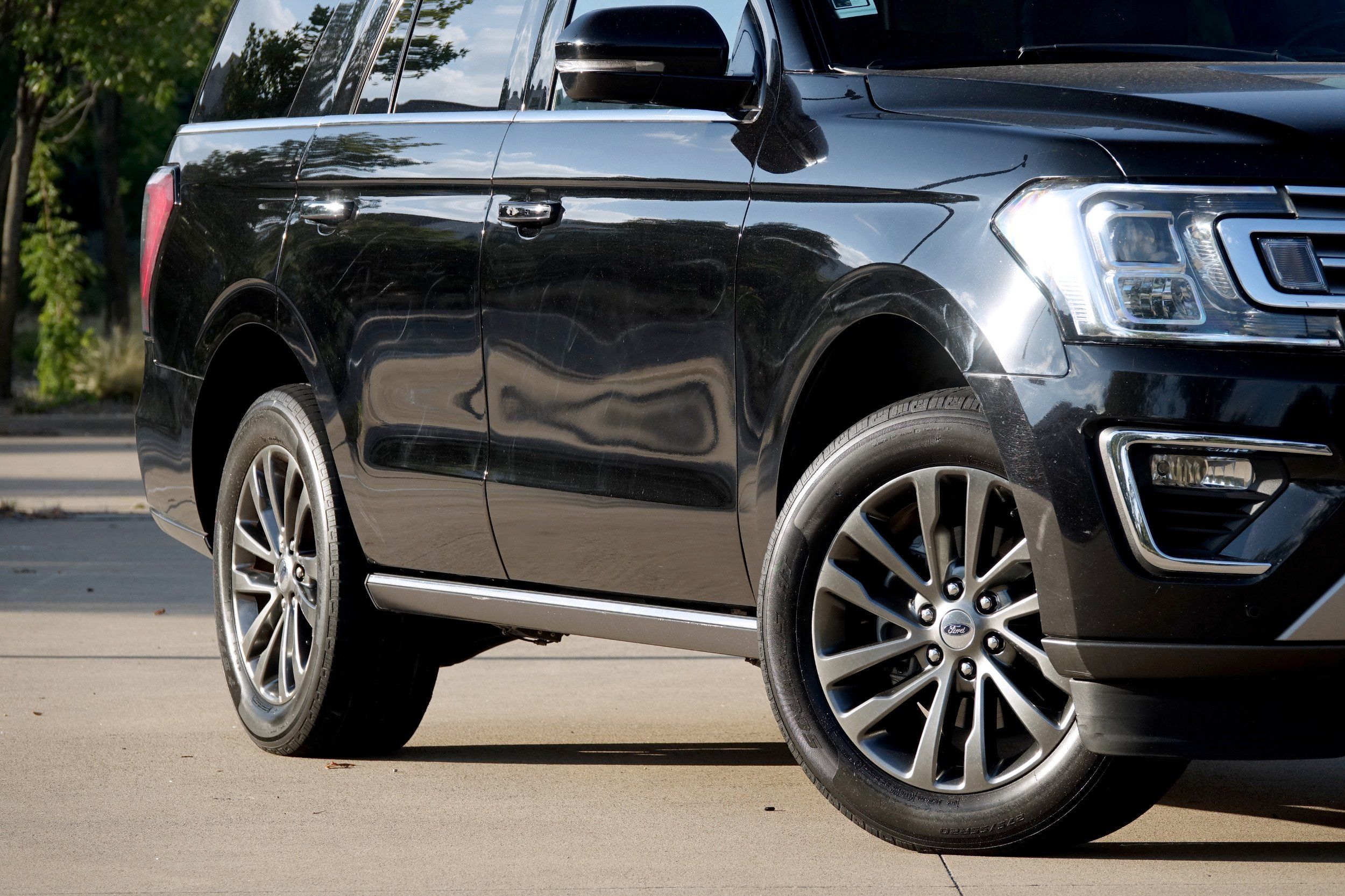 2020 Ford Expedition Limited photo 18