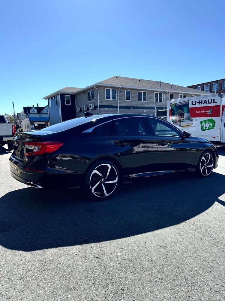 2021 Honda Accord Sport photo 4
