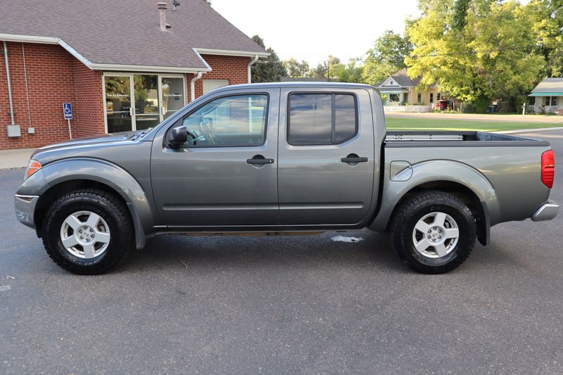 2005 Nissan Frontier Photos