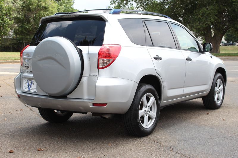 2007 Toyota RAV4 Photos