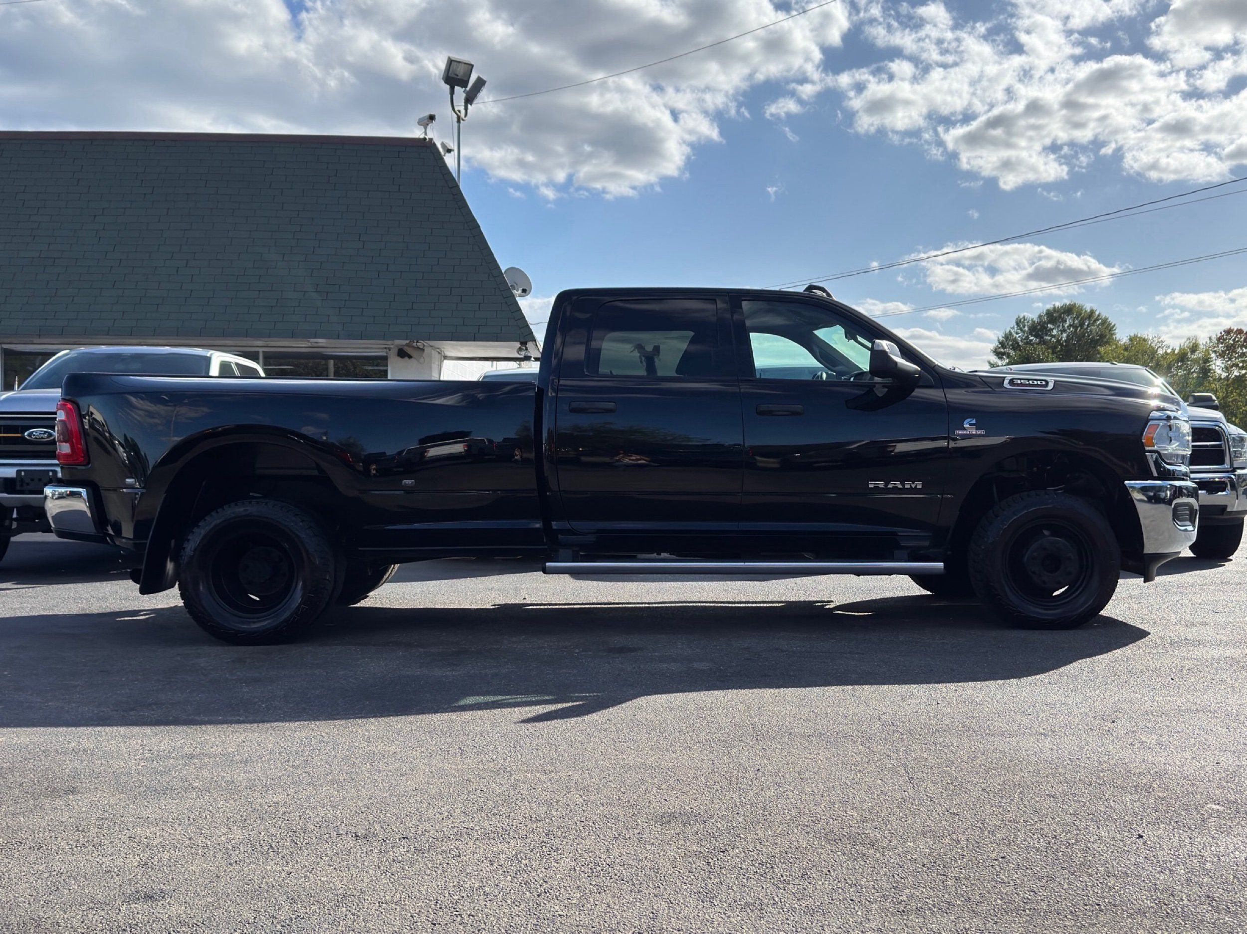2020 Ram 3500 Tradesman photo 2