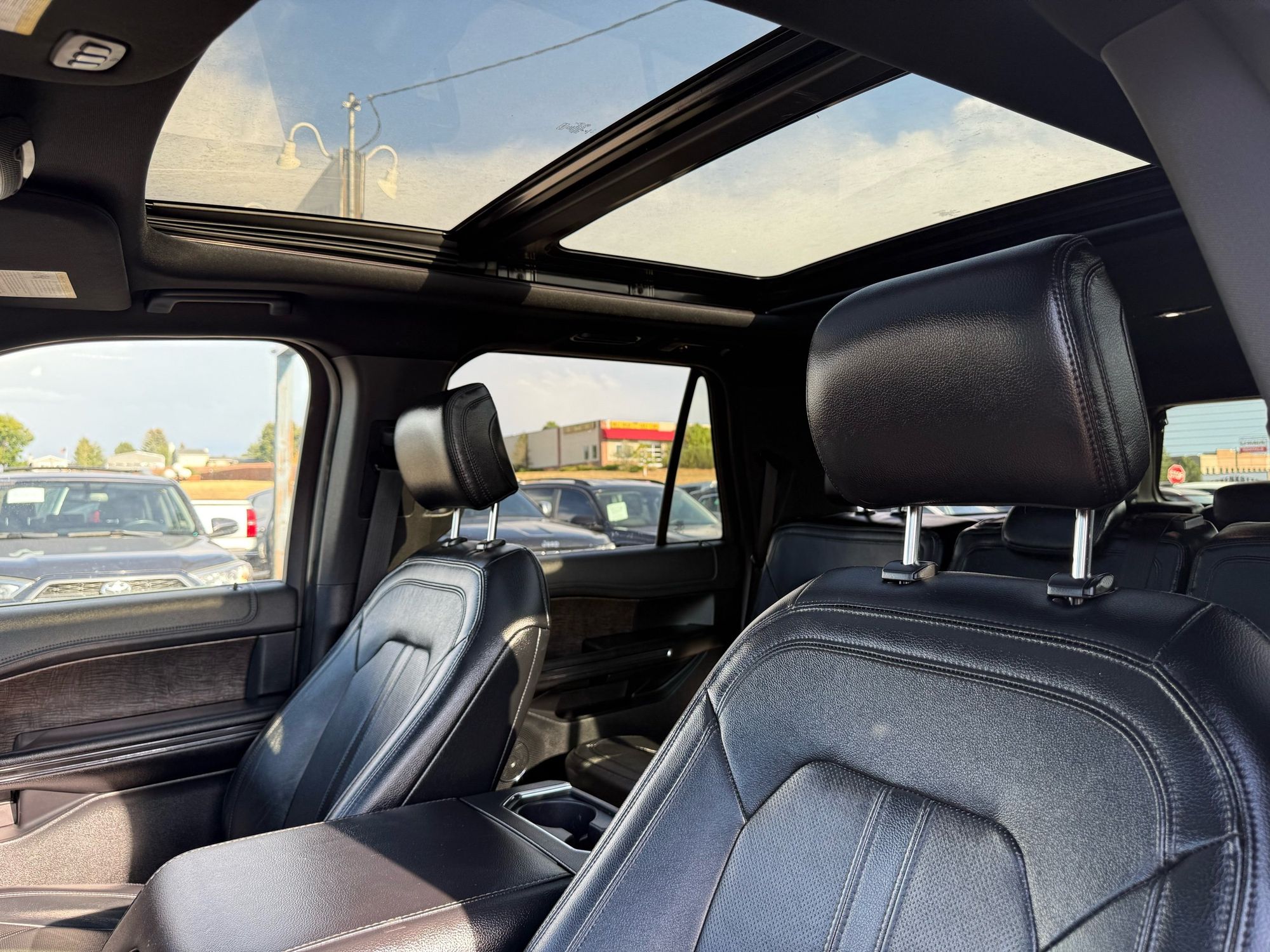 2019 Ford Expedition MAX Limited photo 23