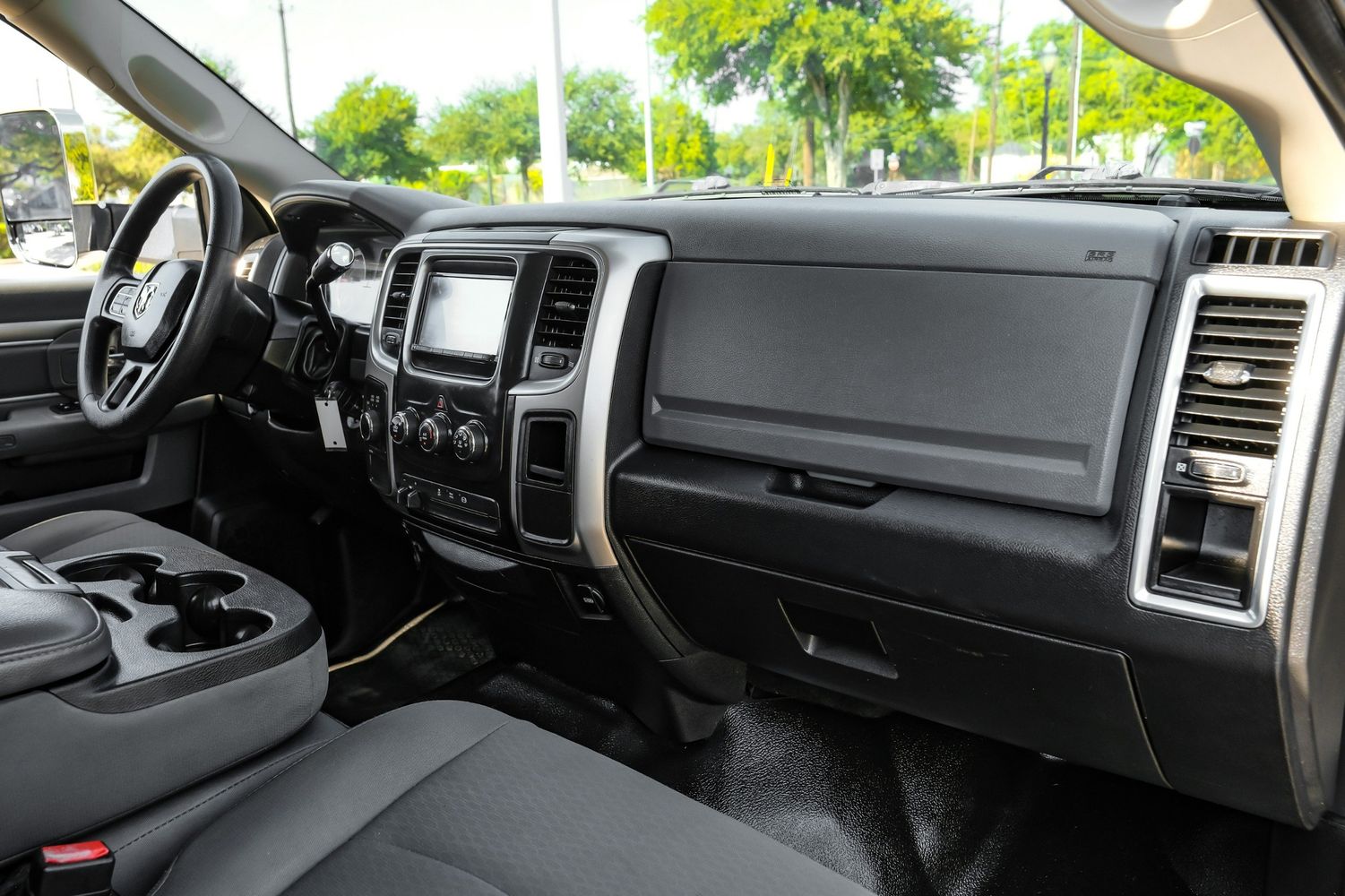 2018 Ram 2500 SLT photo 12