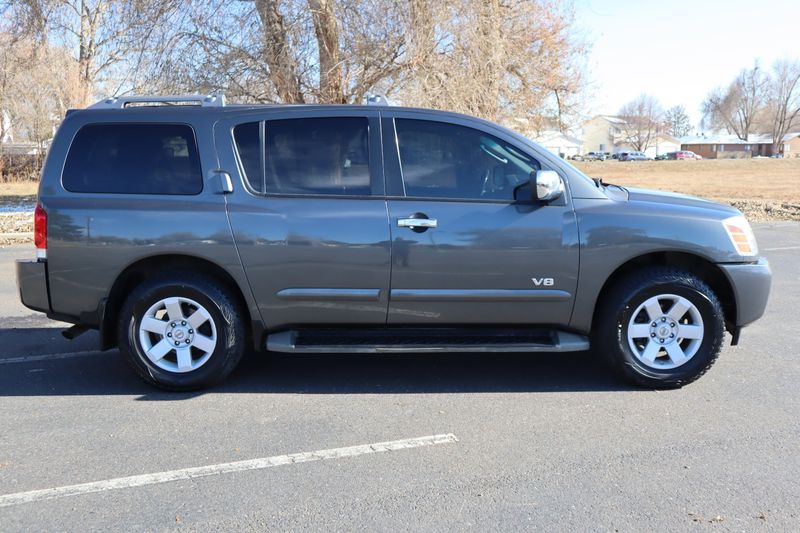 2005 Nissan Armada Photos