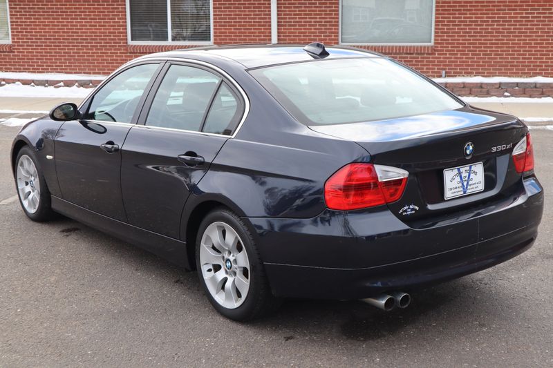 2006 bmw 3 series 330xi specs