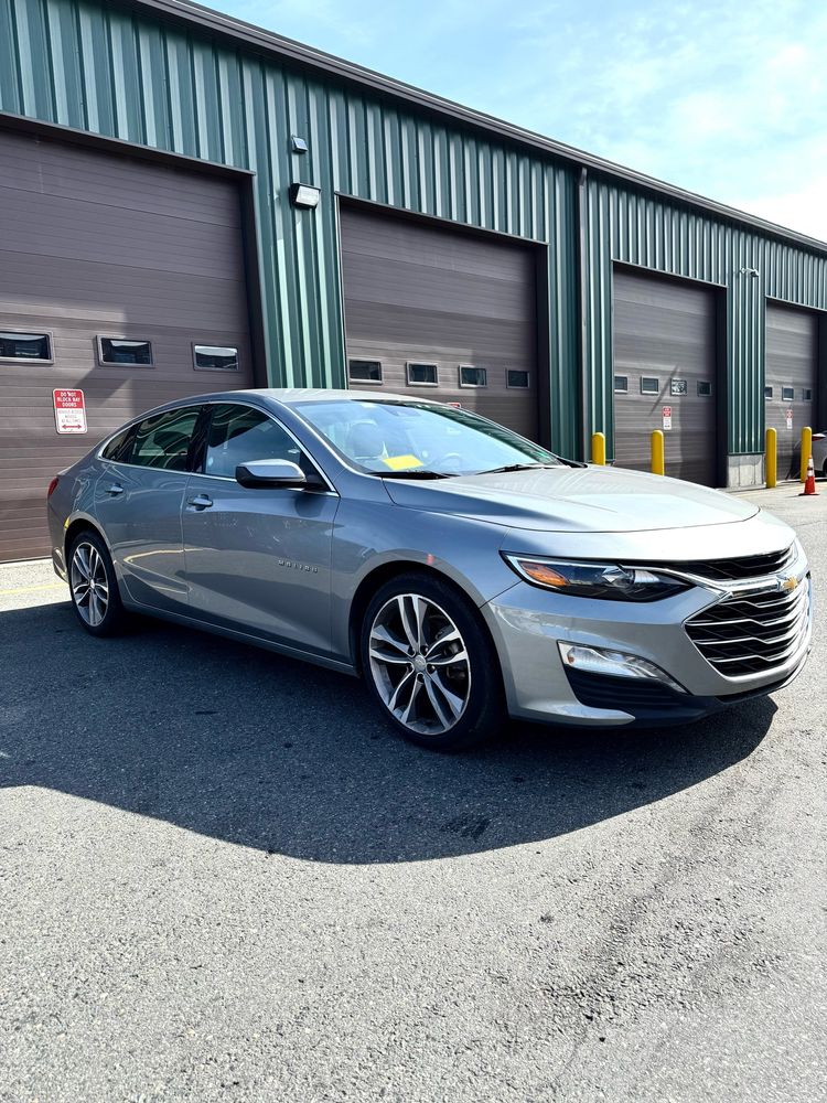 2023 Chevrolet Malibu 1LT photo 3