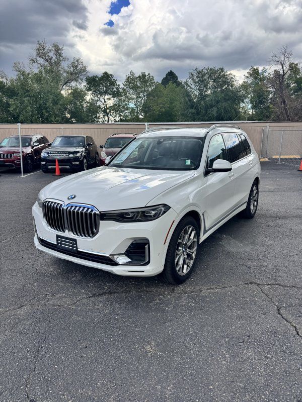2020 BMW X7