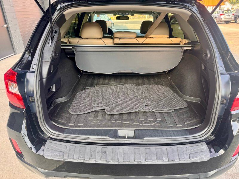 2016 Subaru Outback 2.5i Premium photo 5