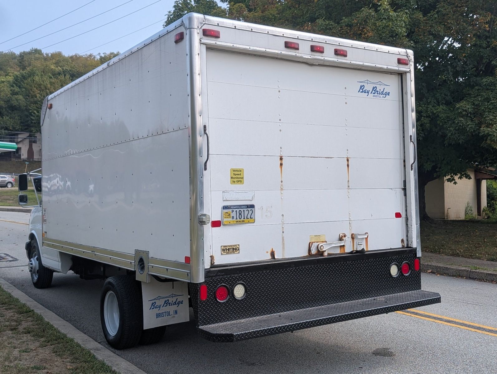 2004 Chevrolet Express Cutaway 8