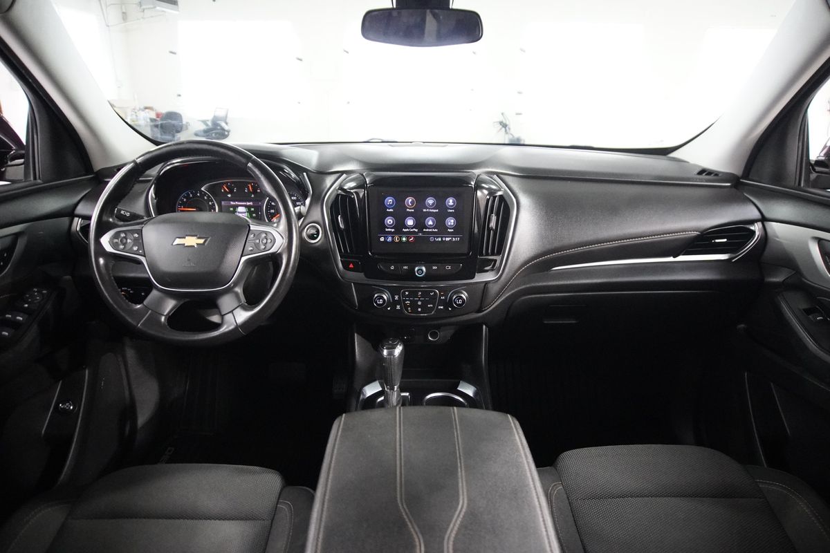 2020 Chevrolet Traverse AWD LT Cloth