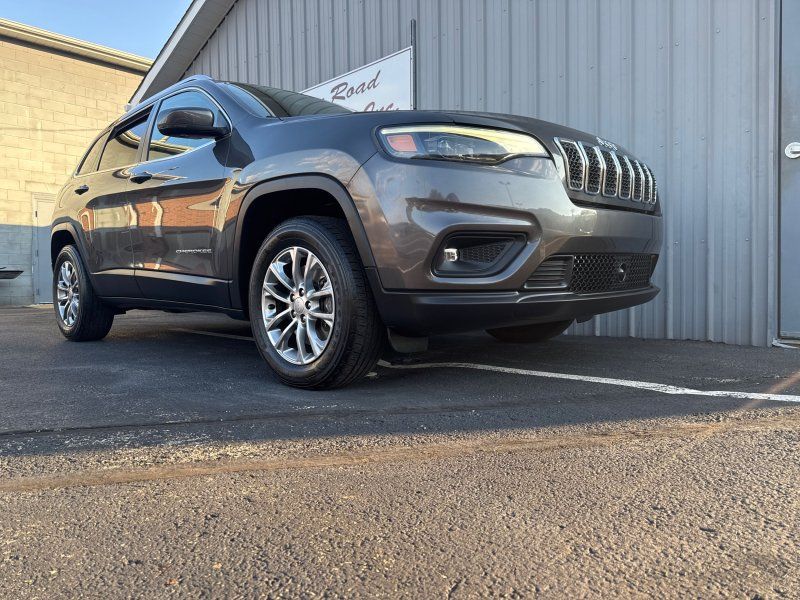 2021 Jeep Cherokee Latitude photo 4
