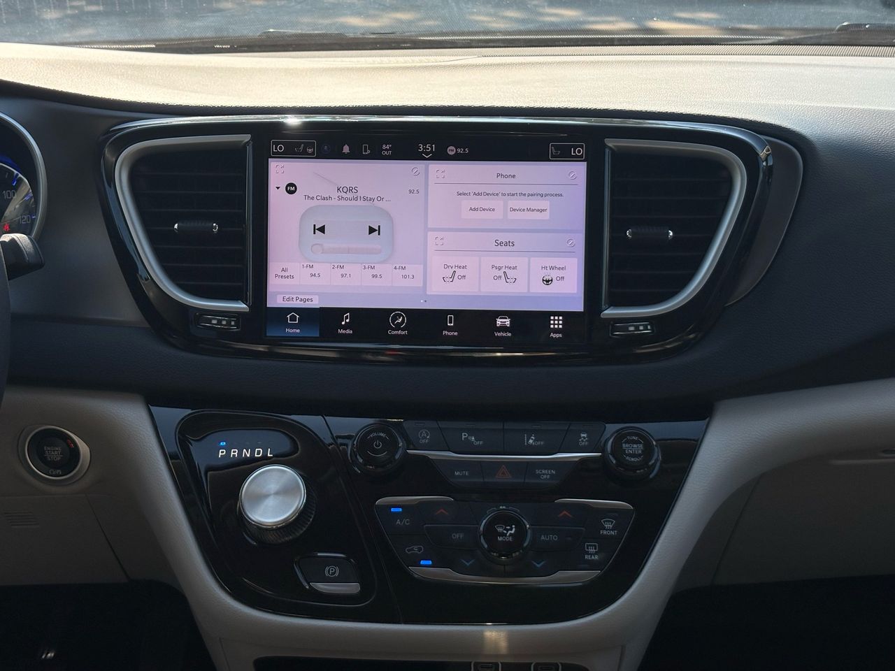 2024 Chrysler Pacifica Touring L - Photo 14