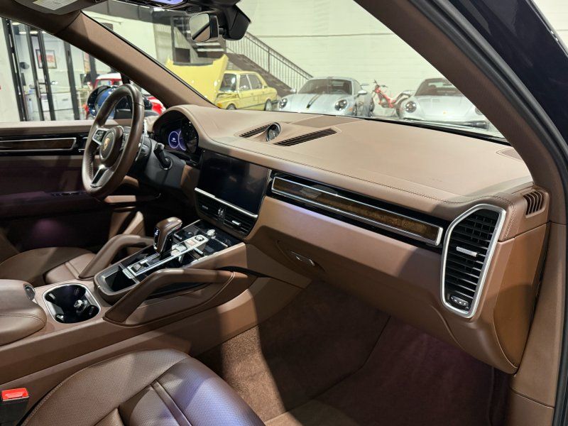 2022 Porsche Cayenne, photo 21