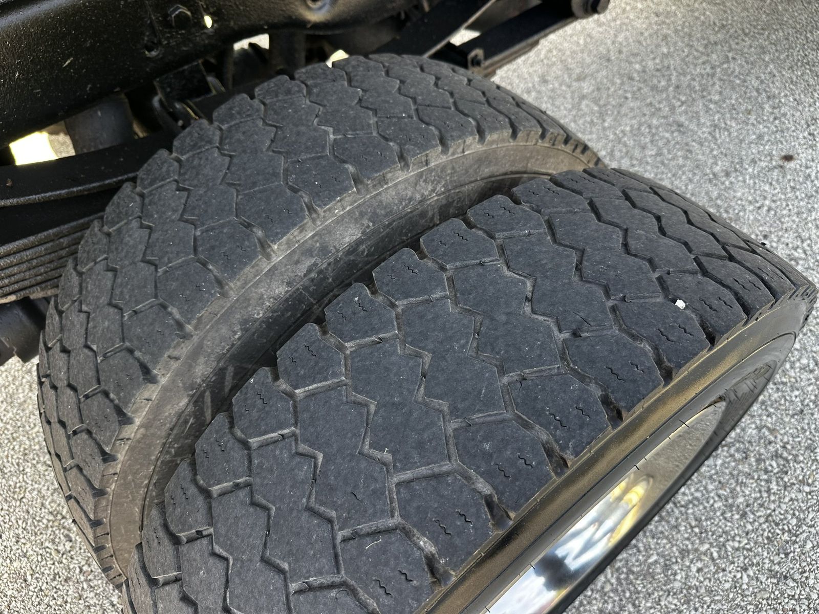 2014 Ford F-550 Chassis 17
