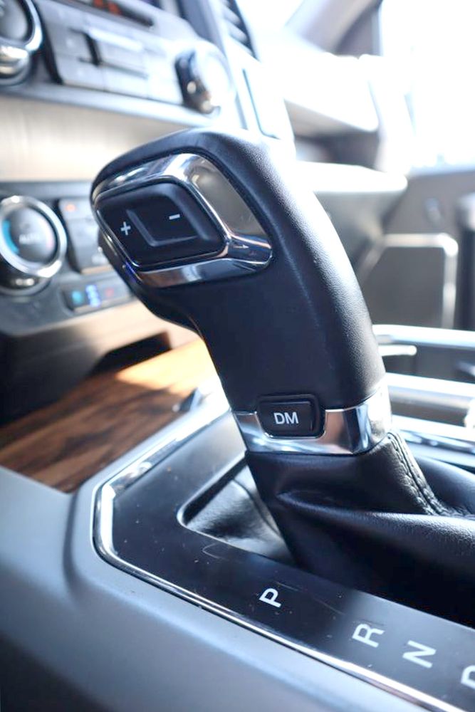 2019 Ford F-150 Lariat photo 29