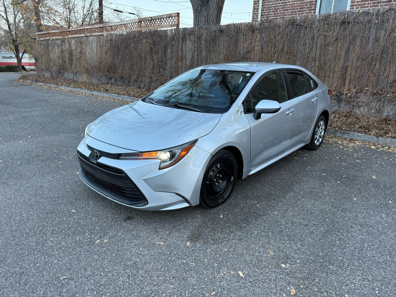 2023 Toyota Corolla LE photo 2